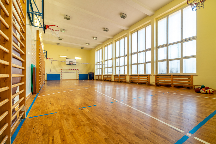 Sala gimnastyczna w technikum